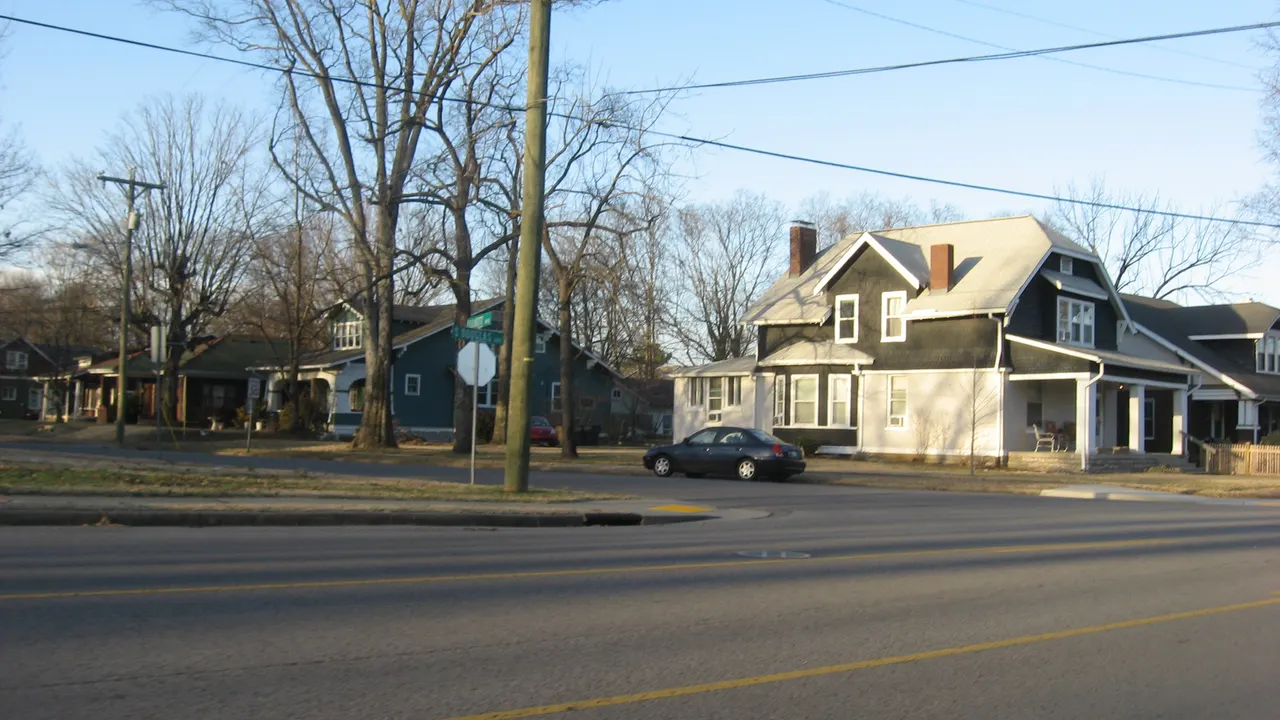 Homes at Elliott and Douglas Avenues in Nashville’s Waverly Place district; regional context